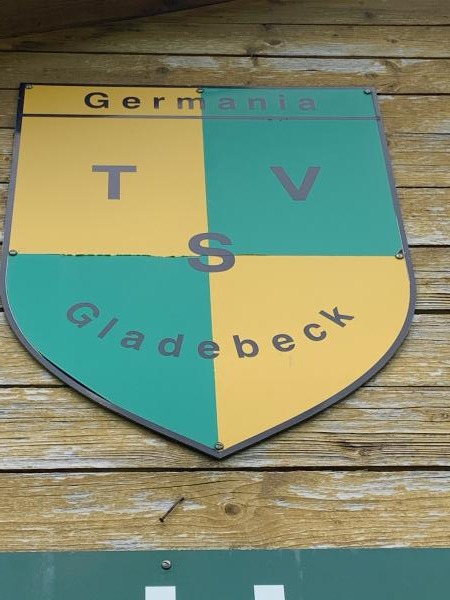 Sportplatz am Birkenhof - Hardegsen-Gladebeck