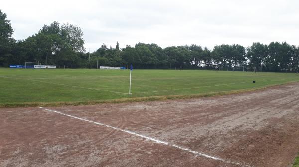 Peter-Martin-Petersen-Stadion im Sportzentrum - Neukirchen/Nordfriesland