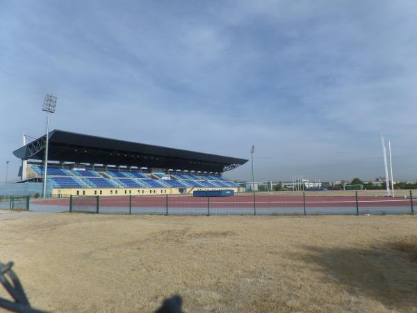 Estadio Raúl González Blanco - Fuenlabrada, MD