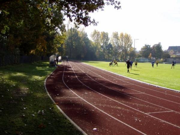 Ertl-Erhard-Sportfeld der Bezirkssportanlage Kapellenstraße - Fürth/Mittelfranken