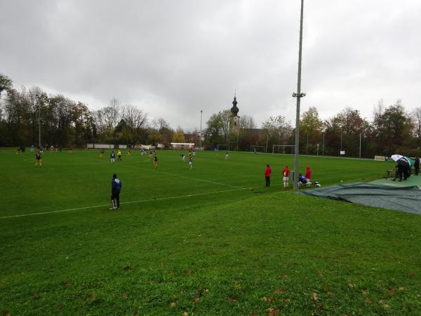 Städtischer Sportplatz am Schloßberg - Bad Reichenhall-Marzoll