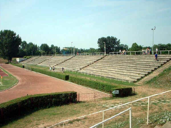 Tiszaligeti Stadion (alt) - Szolnok