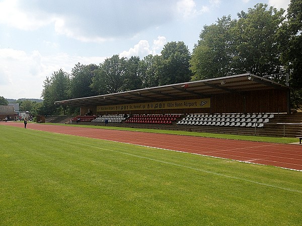 Stadion im Anton-Klein-Sportpark - Hennef/Sieg