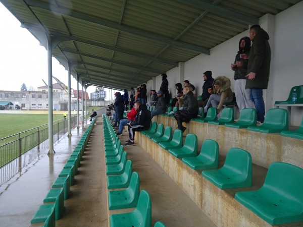 Futbalové ihrisko Sládkovičovo - Sládkovičovo