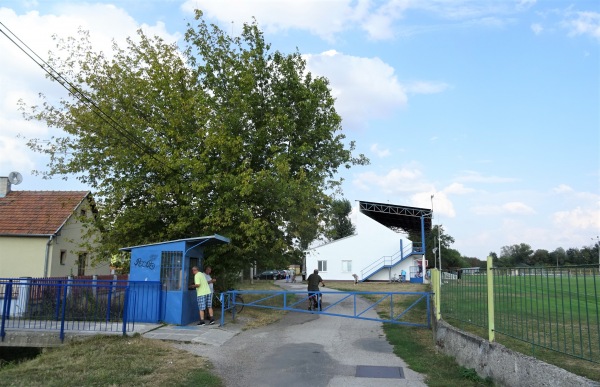 Futbalové ihrisko Chynorany - Chynorany