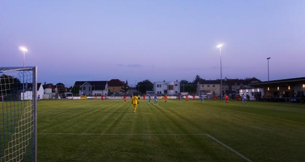 Sportplatz Tribuswinkel - Traiskirchen