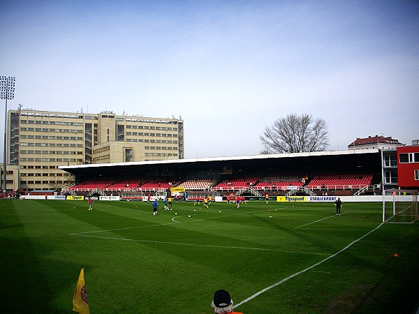 Stadion Viktorie v Seifertově ulici - Praha