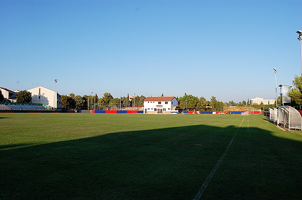 Stadion Lako - Novigrad