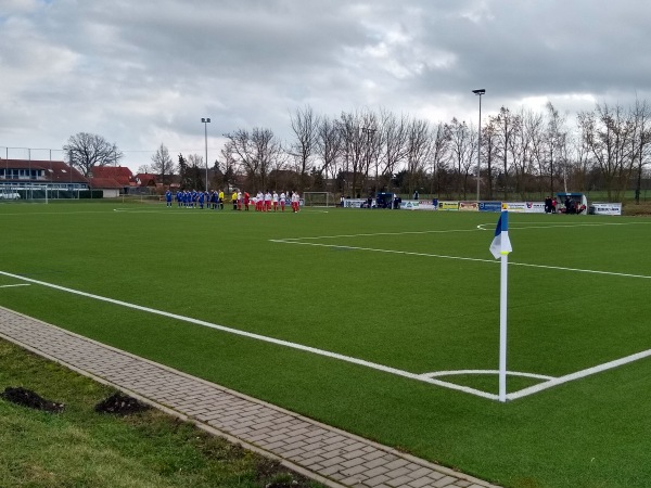 Sportanlage an der alten B80 Platz 2 - Salzatal-Bennstedt