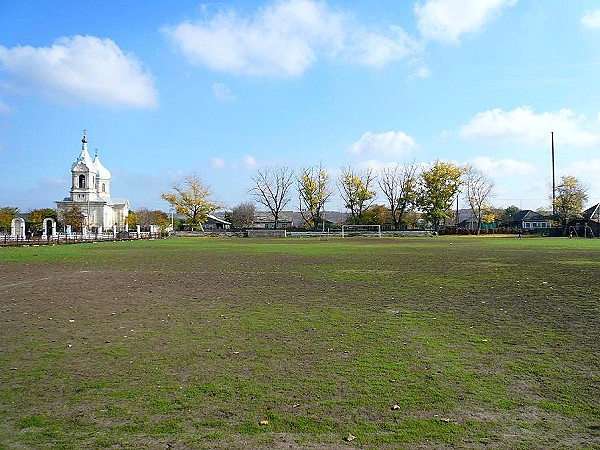Stadionul Sătesc - Chirsova