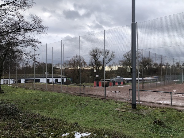 Sportplatz Heßlocher Straße - Wiesbaden-Kloppenheim