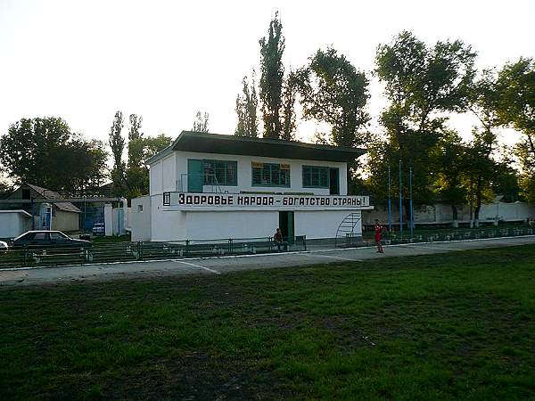 Stadionul Locomotiv - Bălți