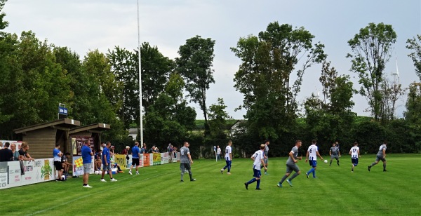 Sportplatz Höflein - Höflein