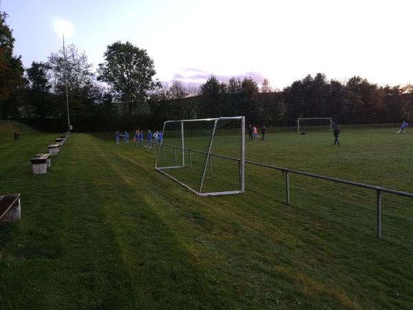 Sportplatz Erlenhain - Kalletal-Lüdenhausen