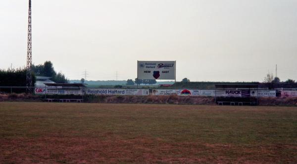 Stadion an der Schulstraße - Weingarten/Pfalz