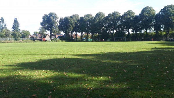Sportplatz am Oberjörn B - Neumünster-Tungendorf