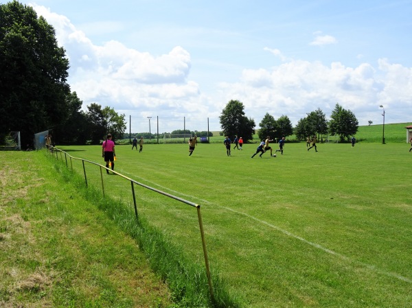 Futbalový štadión Ladice - Ladice