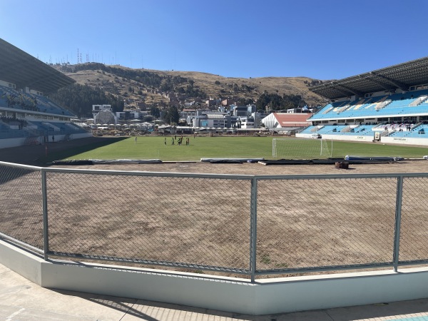 Estadio Monumental de la UNA - Puno