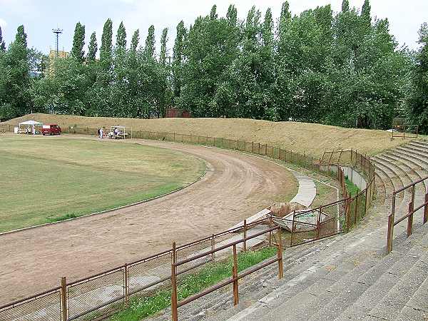 PVSK Stadion (1952) - Pécs