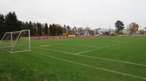 Sportpark Valznerweiher Platz 4 - Nürnberg-Zerzabelshof