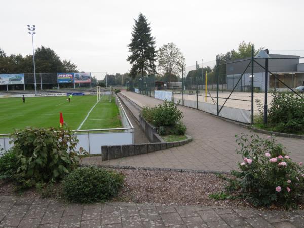 Stadion Am Krönungsbusch - Herxheim bei Landau