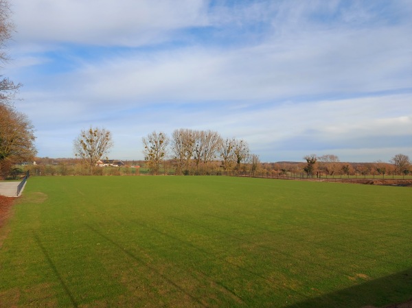 Sportplatz am Dorfgemeinschaftshaus - Bönen-Bramey-Lenningsen
