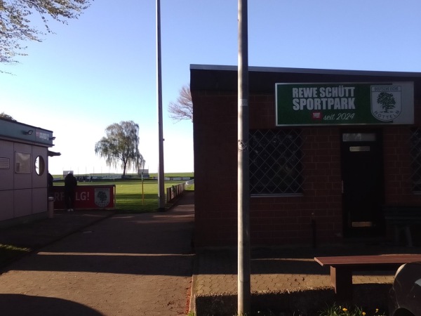 REWE Schütt Sportpark - Sarstedt-Hotteln