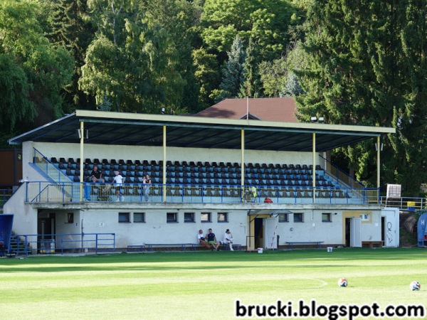 Futbalový štadión OŠK Smolenice - Smolenice