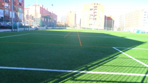 Campo de Fútbol Trivema Naval - Madrid, MD