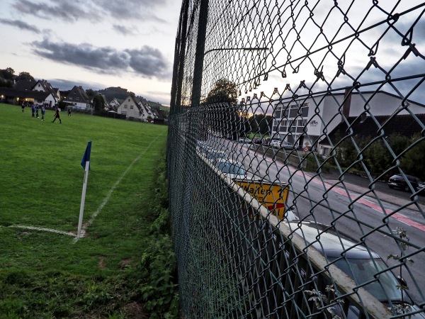 Sportplatz Caller Straße - Meschede-Wallen