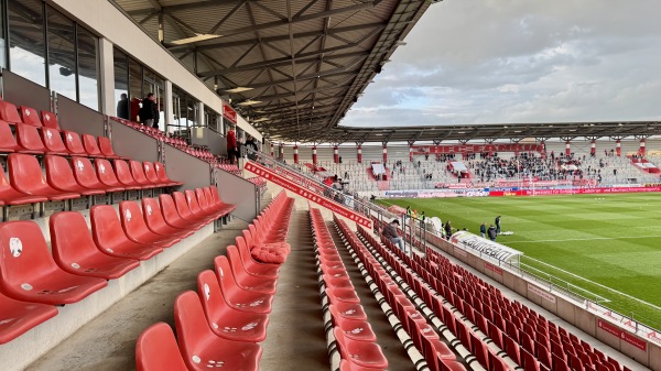 Leuna-Chemie-Stadion - Halle/Saale-Gesundbrunnen