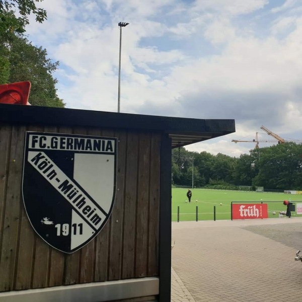 Sportplatz Wuppertaler Straße - Köln-Buchheim