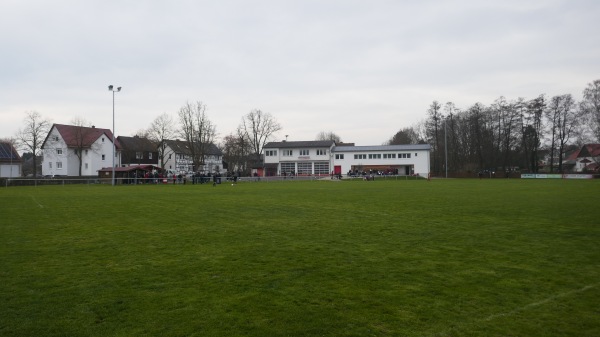 Sportplatz An der Erl - Willingshausen-Merzhausen