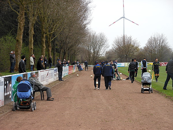 Bertram-Möthrath-Stadion - Düren-Arnoldsweiler