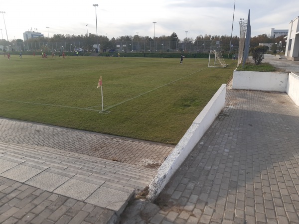Bunyodkor akademiyasi maydoni 7 - Toshkent (Tashkent)