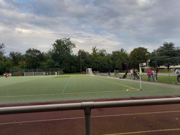 Sportplatz Heideweg - Neu-Isenburg-Zeppelinheim