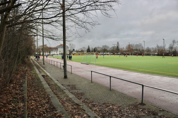 Sportplatz Hansastraße - Berlin-Hohenschönhausen