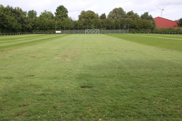 Sportplatz an der B57 - Linnich-Gereonsweiler