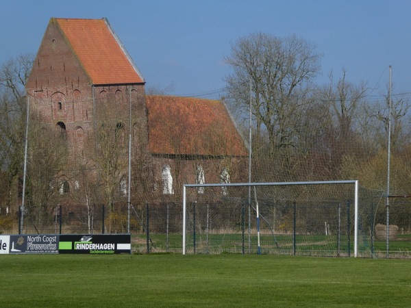 Sportplatz Am Schiefen Turm - Hinte-Suurhusen