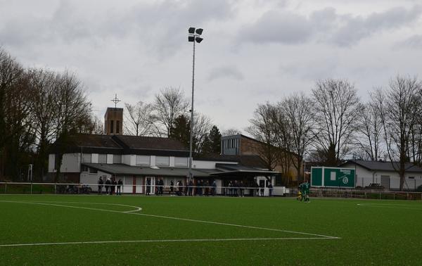 Sportplatz Moselstraße - Erftstadt-Gymnich