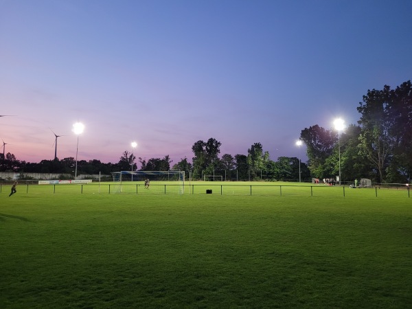 Traktor Arena am Windpark - Mühlenfließ-Schlalach