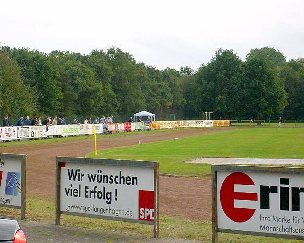 Walter-Bettges-Stadion - Langenhagen