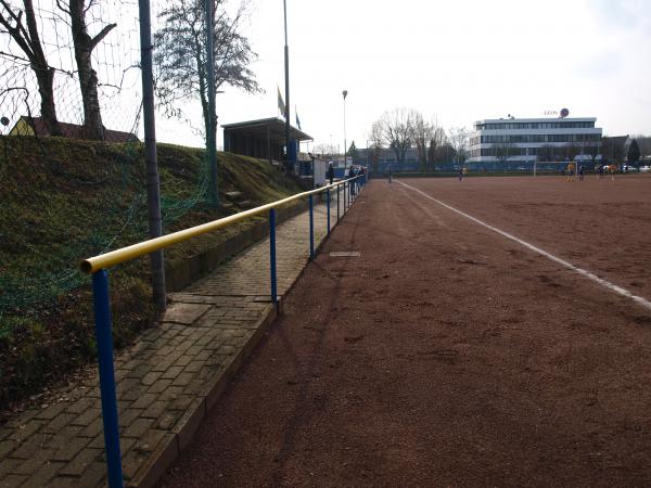 Sportplatz Cathostraße - Essen/Ruhr-Bergeborbeck