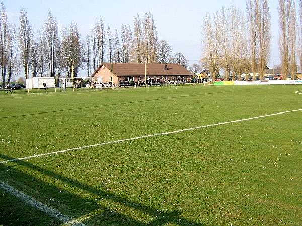 Stadion Düffelsmühle - Kalkar/Rhein-Mühlenhof