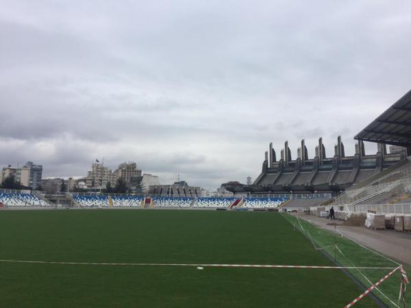 Stadiumi Fadil Vokrri - Prishtinë (Pristina)