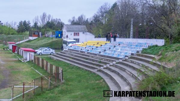 Stadionul Municipal Fetești - Fetești