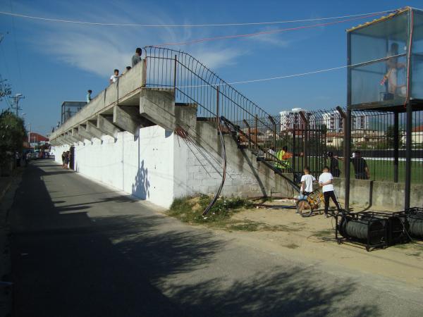 Stadiumi Redi Maloku - Fushë-Krujë