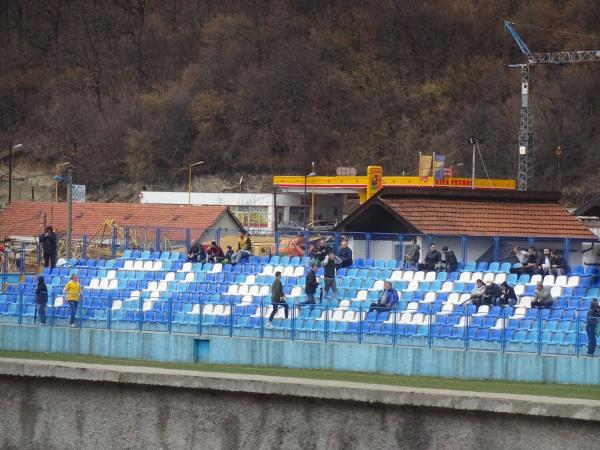 Gradski Stadion Simin Han - Simin Han