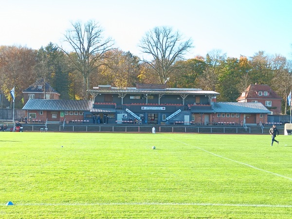 Sportpark Uelzener Straße - Lüneburg-Rotes Feld