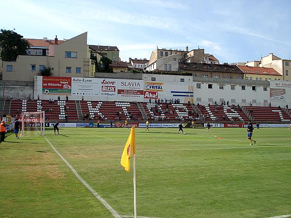 Stadion Viktorie v Seifertově ulici - Praha